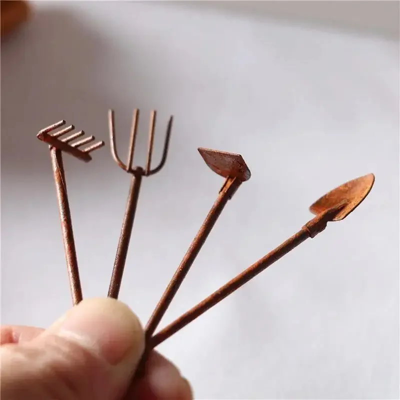 4Pcs/Pack Miniature Garden Too - Gardening Tools Toys avis et prix